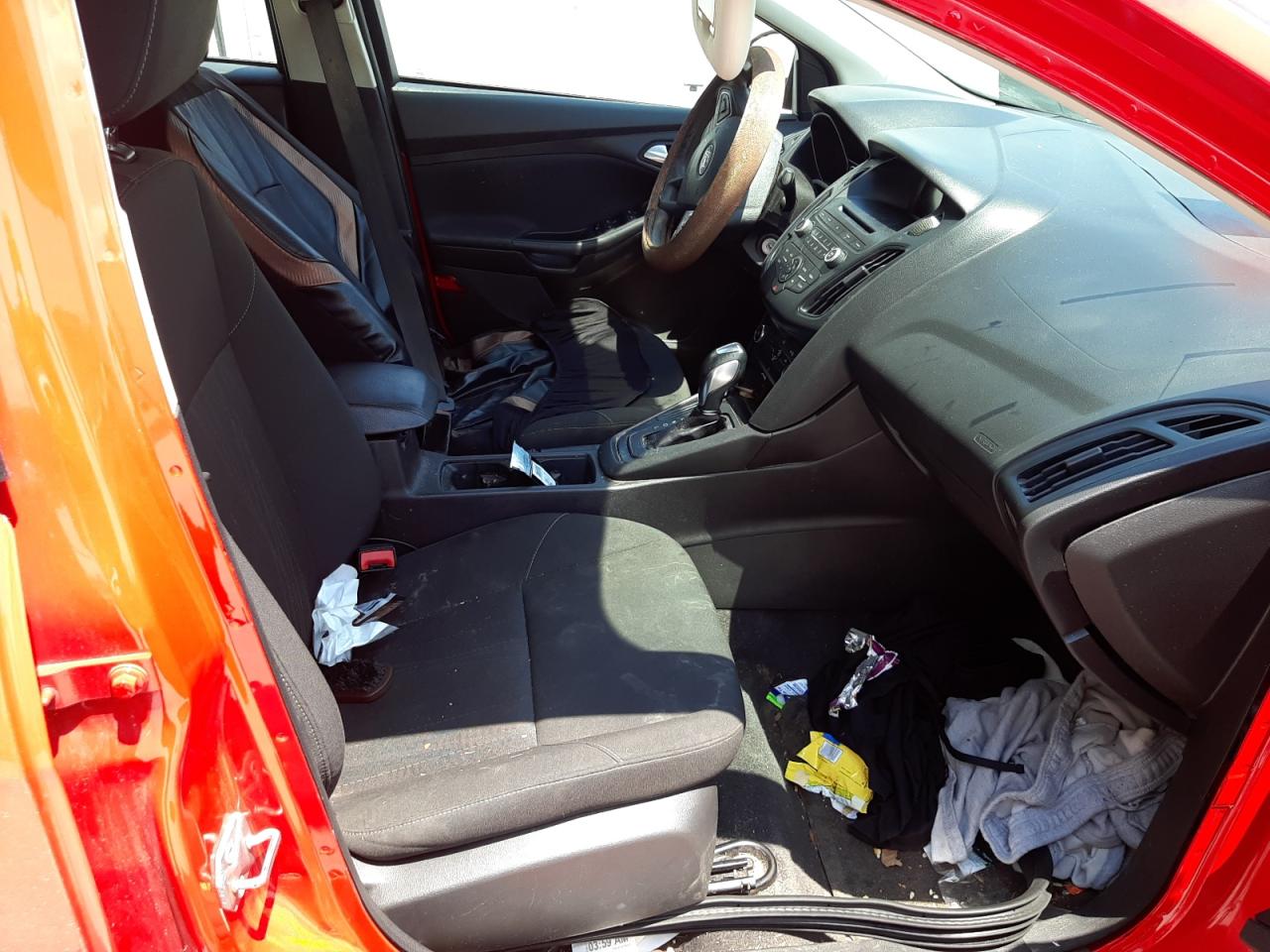 Photo 5 from auction – 2015 FORD FOCUS SE with VIN 1FADP3F23FL234010