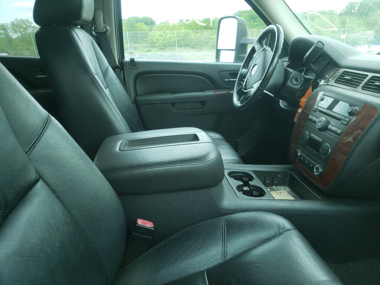 Photo 5 from auction – 2010 CHEVROLET SILVERADO with VIN 1GC4KYBG5AF137759