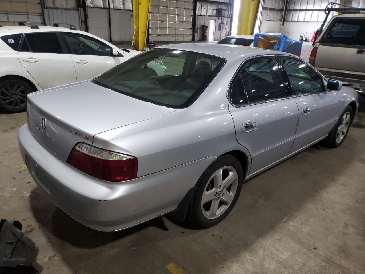 Photo 4 from auction – 2003 ACURA 3.2TL TYPE with VIN 19UUA56893A084490