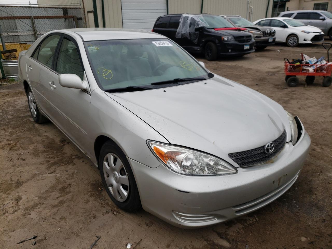 TOYOTA CAMRY LE 2004 with VIN 4T1BE32K44U844269 - Photo from auction