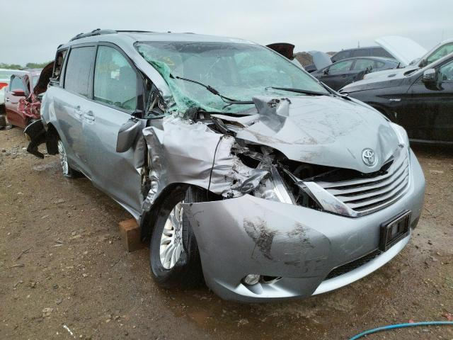 Photo 3 from auction – 2017 TOYOTA SIENNA XLE with VIN 5TDYZ3DCXHS875707