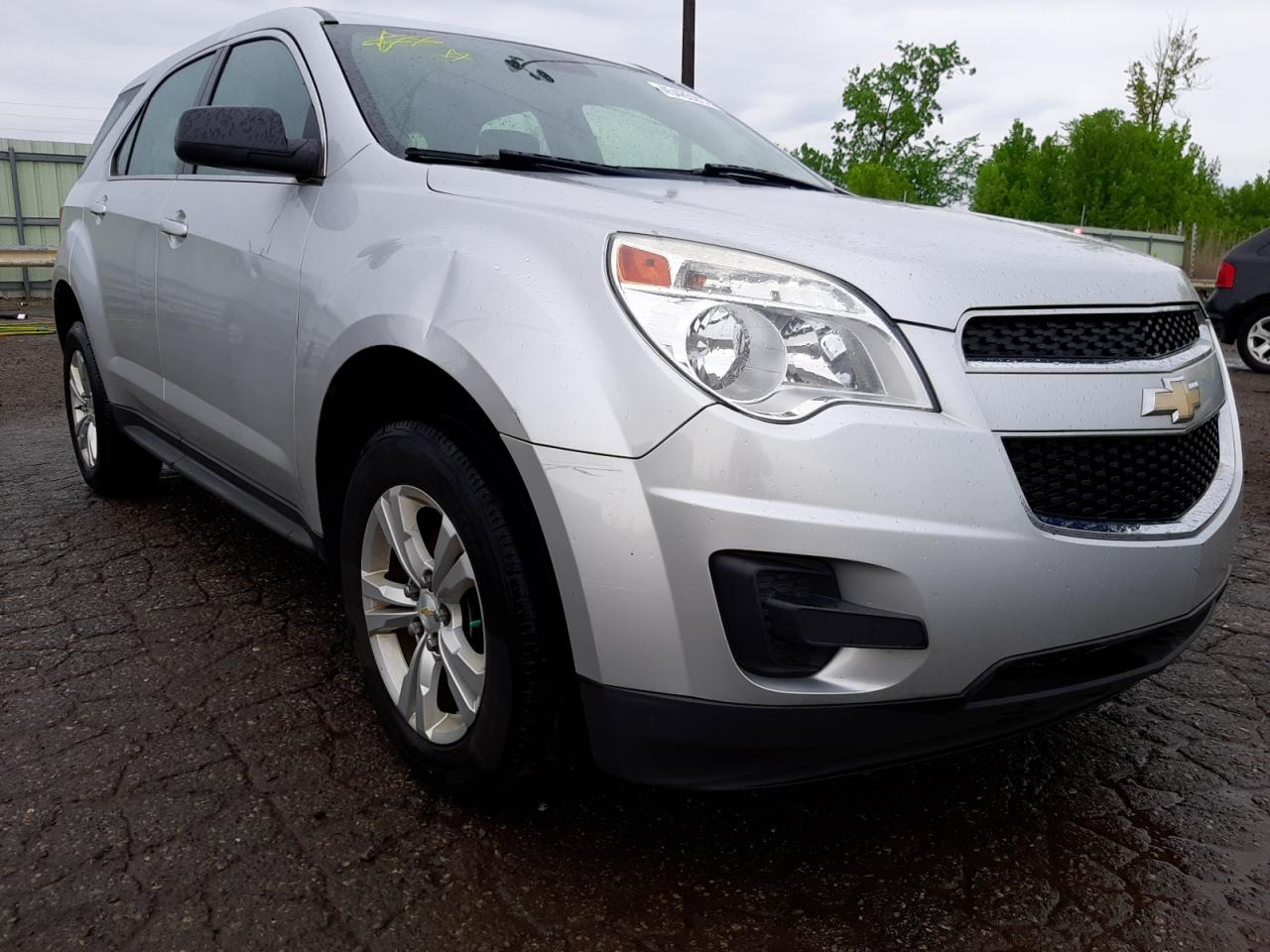 CHEVROLET EQUINOX LS 2014 with VIN 1GNFLEEKXEZ135490 - Photo from auction