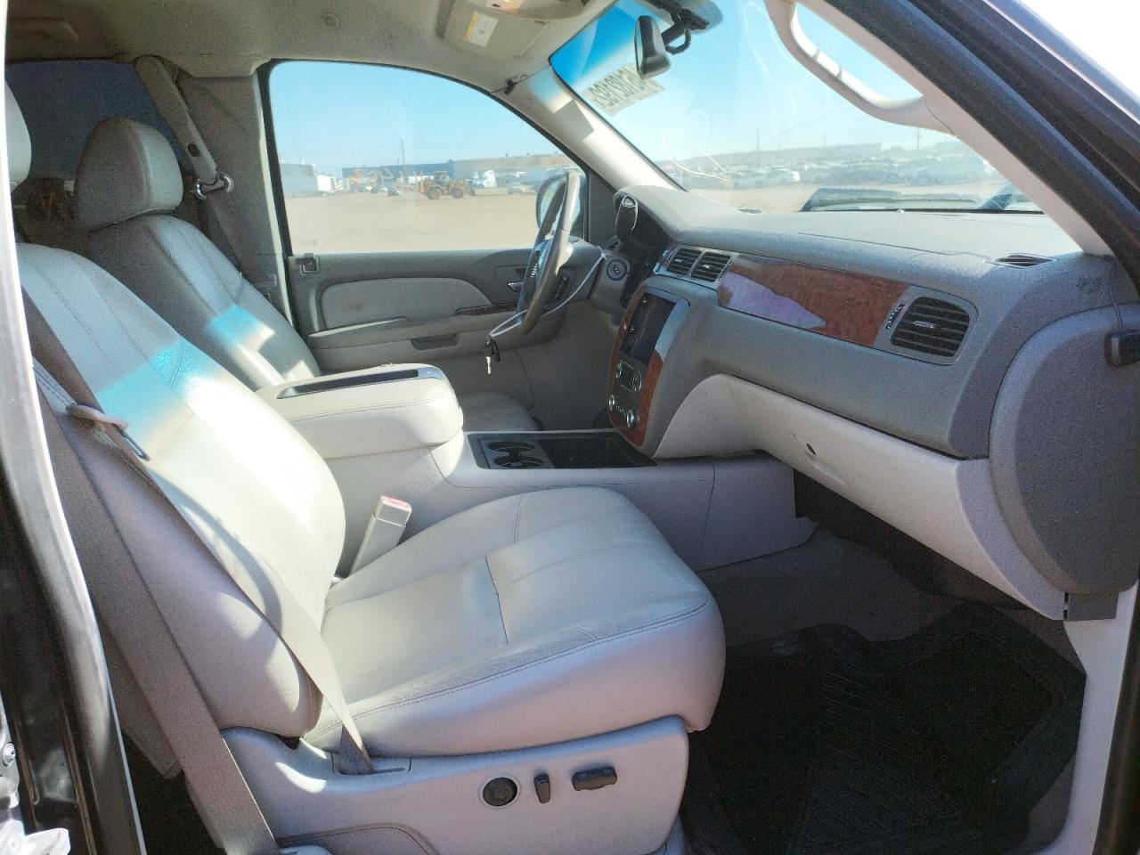 Photo 5 from auction – 2008 CHEVROLET SILVERADO with VIN 1GCEK19Y68Z214531