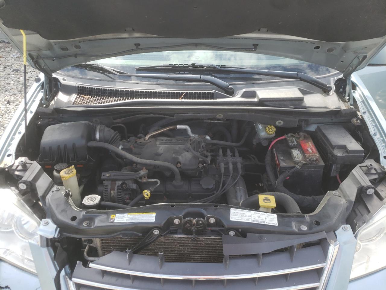 Photo 7 from auction – 2008 CHRYSLER TOWN & COU with VIN 2A8HR54P28R768702