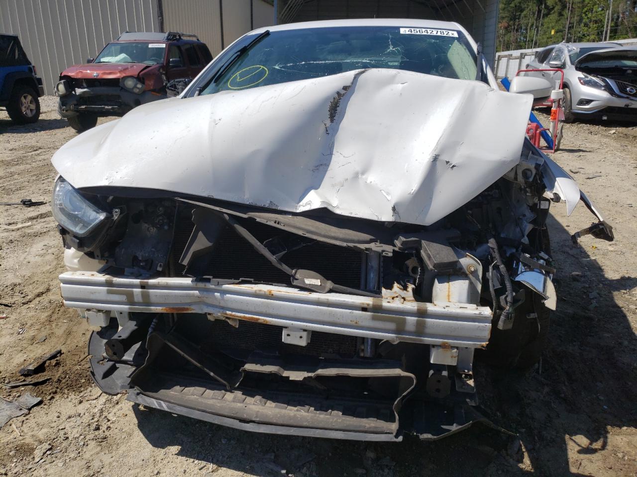 Photo 20 from auction – 2013 FORD FUSION S with VIN 3FA6P0G70DR380431