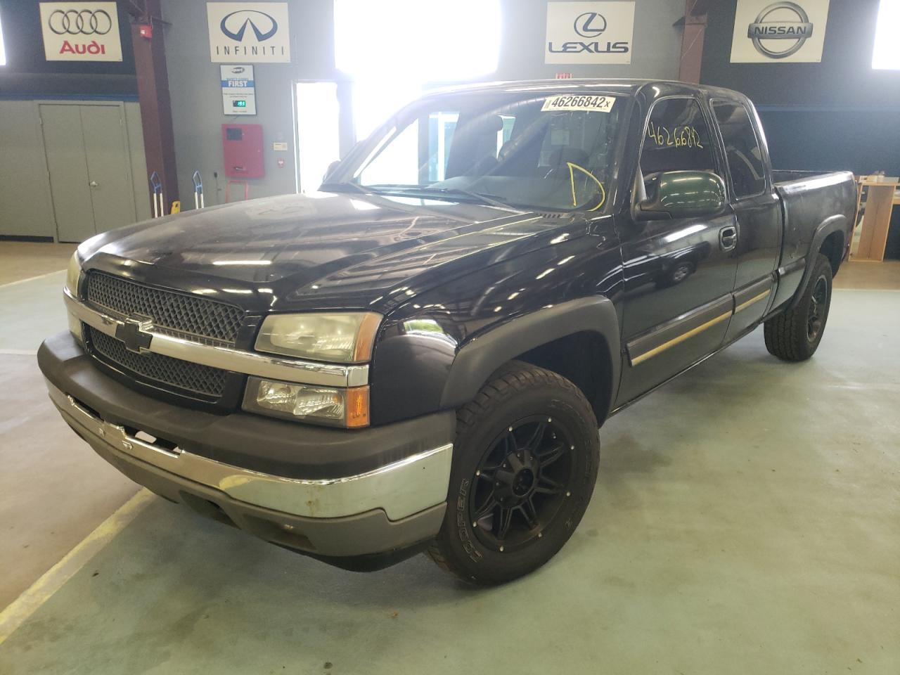 Photo 2 from auction – 2005 CHEVROLET SILVERADO with VIN 1GCEK19Z75Z200674