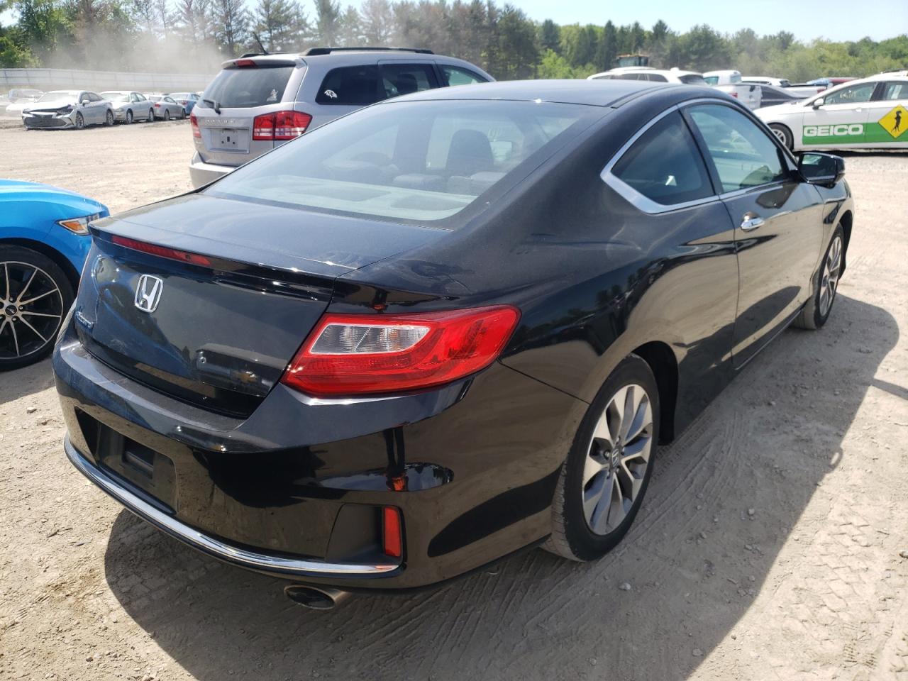 Photo 4 from auction – 2015 HONDA ACCORD EX with VIN 1HGCT1A7XFA016197