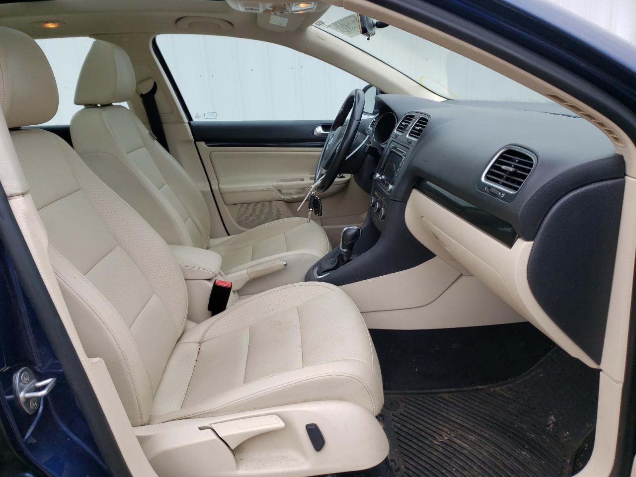 Photo 5 from auction – 2012 VOLKSWAGEN JETTA TDI with VIN 3VWPL7AJ0CM708334