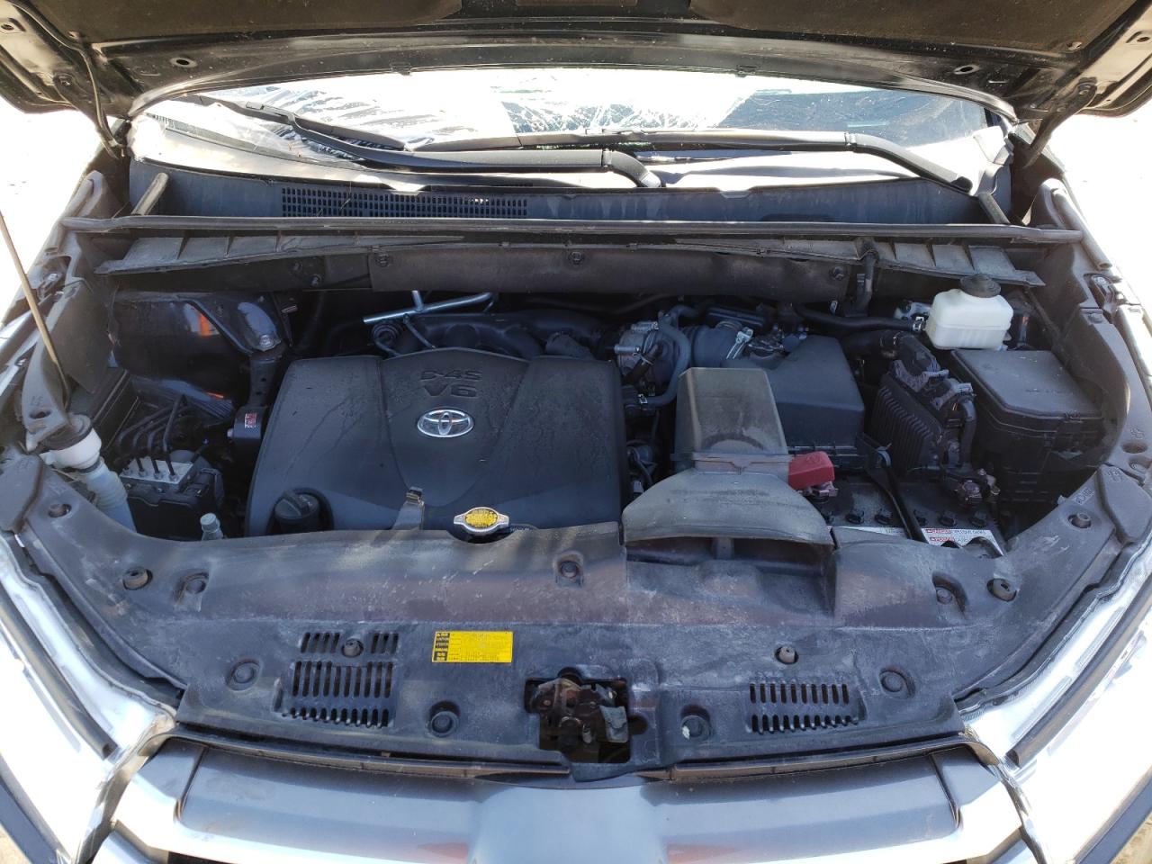 Photo 7 from auction – 2017 TOYOTA HIGHLANDER with VIN 5TDJZRFH4HS408893