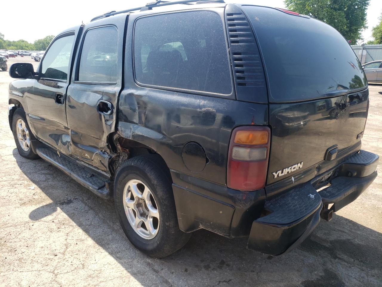 Foto 3 de la subasta – 2002 GMC DENALI con VIN 1GKEK63U92J318850