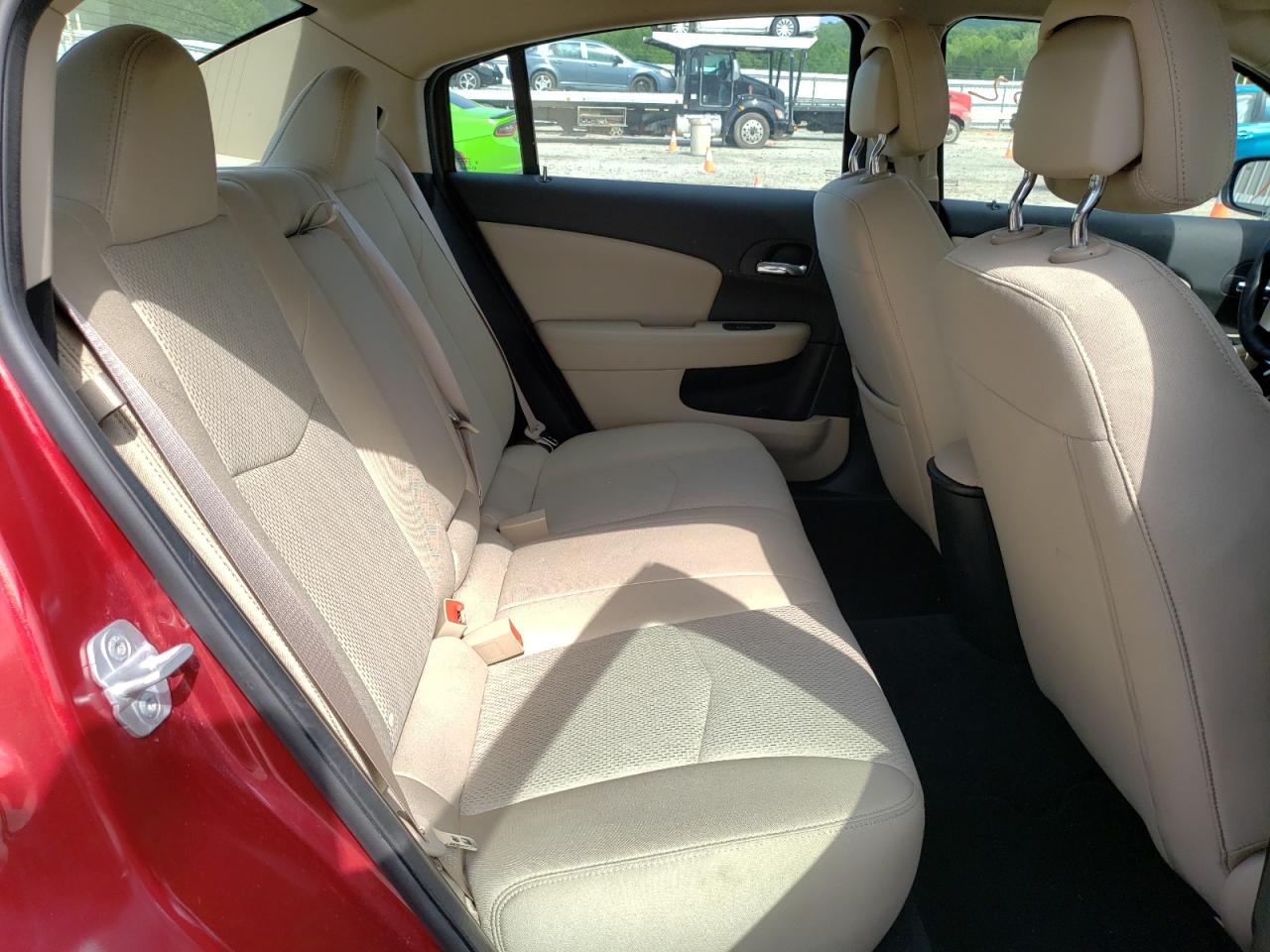Photo 6 from auction – 2012 CHRYSLER 200 TOURIN with VIN 1C3CCBBB5CN330940