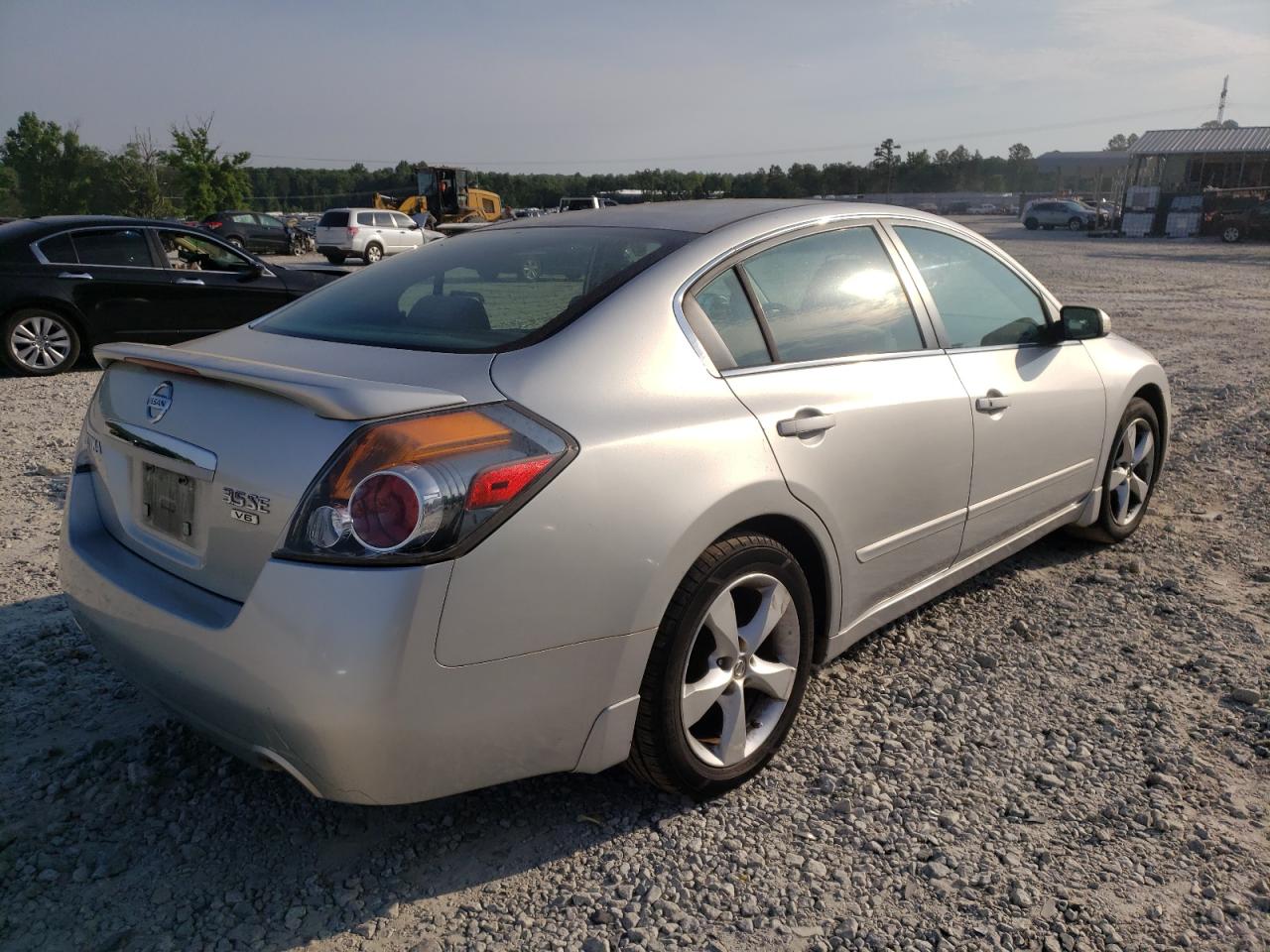 Photo 4 from auction – 2007 NISSAN ALTIMA 3.5 with VIN 1N4BL21E07C142983