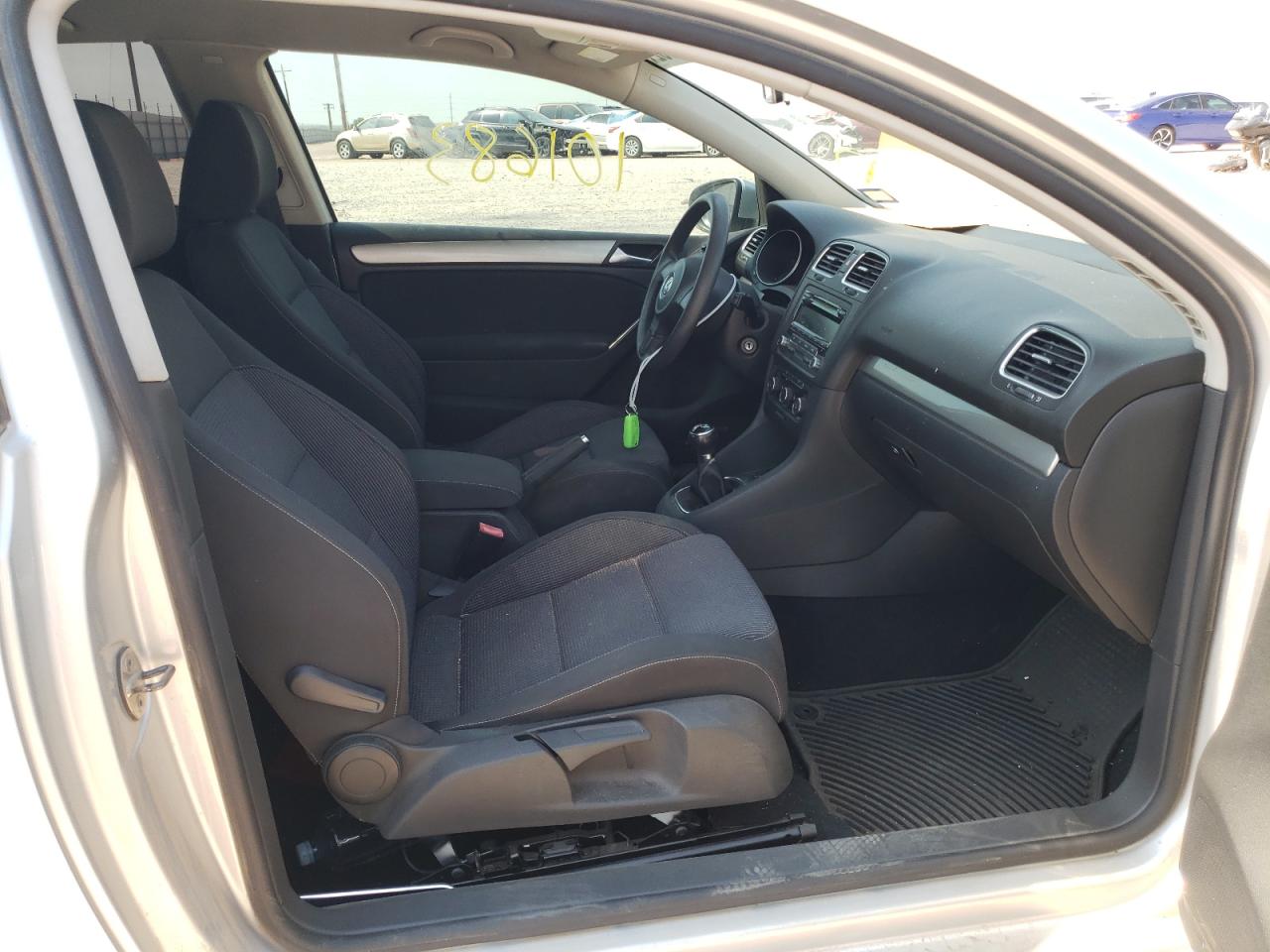 Photo 5 from auction – 2012 VOLKSWAGEN GOLF with VIN WVWAB7AJ6CW331018