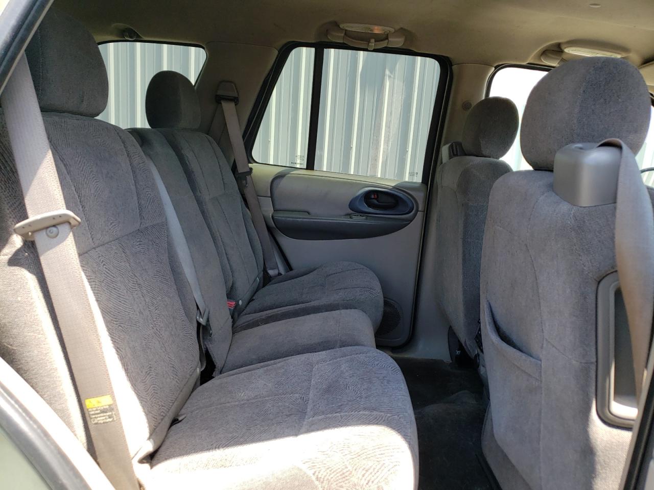 Photo 6 from auction – 2004 CHEVROLET TRAILBLAZE with VIN 1GNDS13S442294034