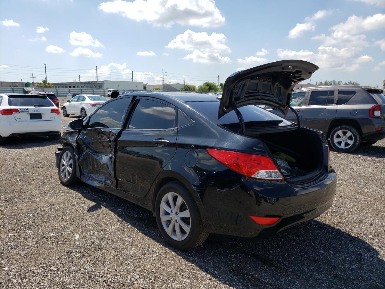 Photo 3 from auction – 2014 HYUNDAI ACCENT GLS with VIN KMHCU4AE2EU618449