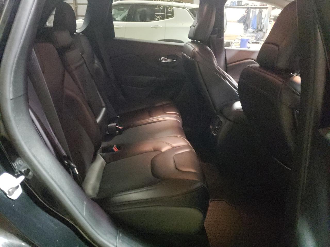 Photo 6 from auction – 2019 JEEP CHEROKEE L with VIN 1C4PJMLB2KD367719