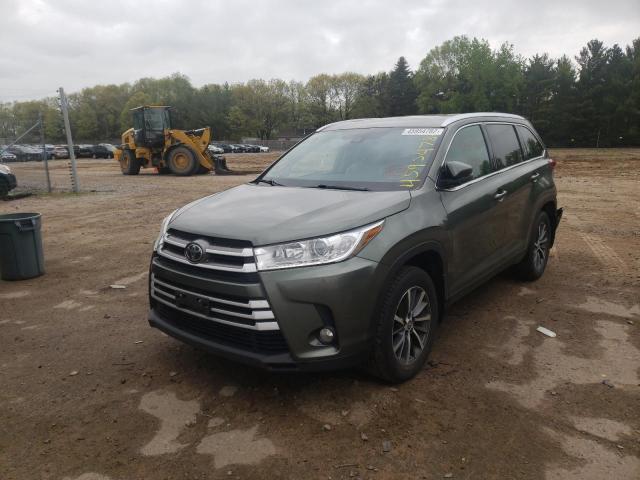 Photo 2 from auction – 2019 TOYOTA HIGHLANDER with VIN 5TDJZRFH2KS743481