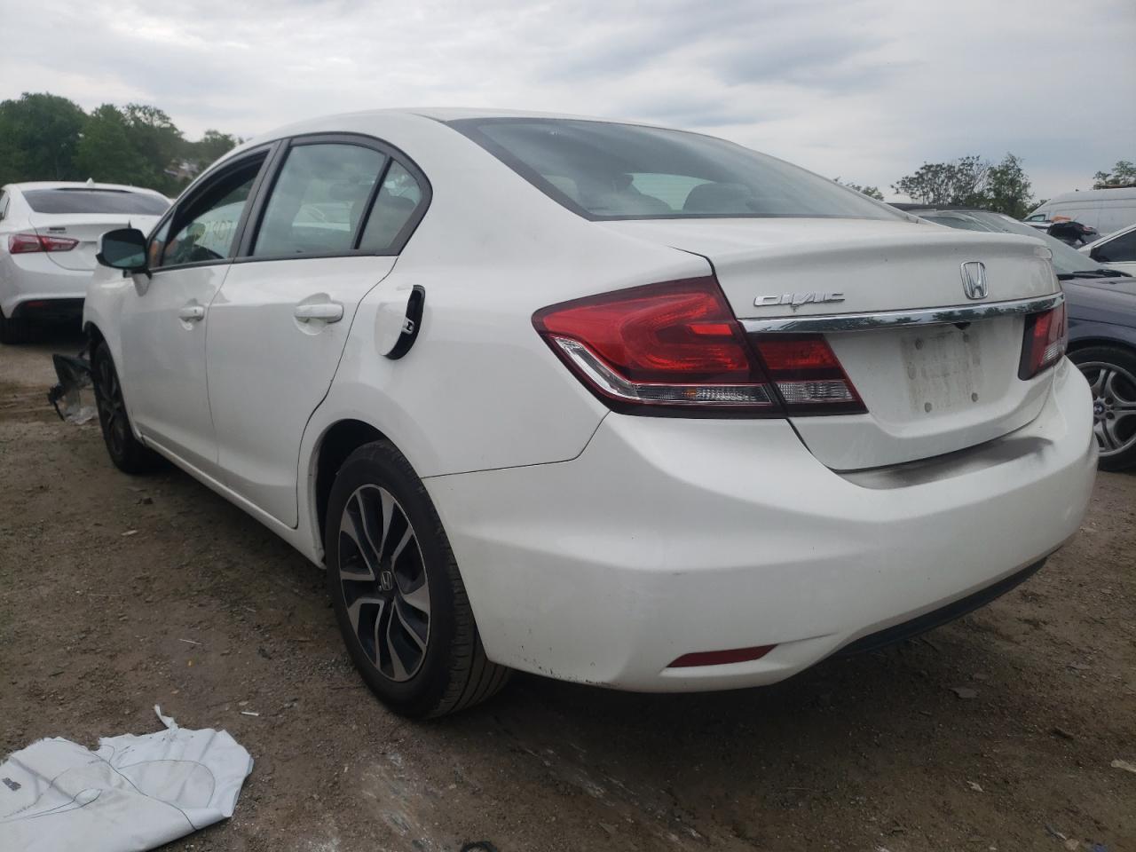 Photo 15 from auction – 2013 HONDA CIVIC EX with VIN 2HGFB2F89DH503378