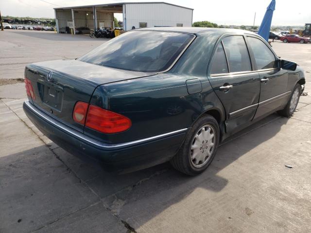 Photo 4 from auction – 1998 MERCEDES-BENZ E 320 with VIN WDBJF65F3WA598881