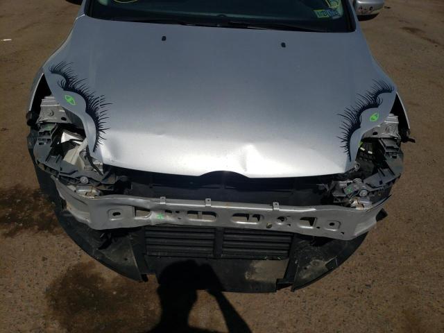 Photo 9 from auction – 2014 FORD FOCUS SE with VIN 1FADP3K22EL456624