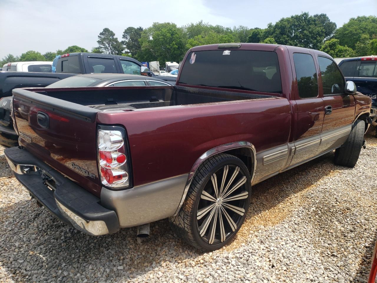 Photo 4 from auction – 2000 CHEVROLET SILVERADO with VIN 2GCEC19T3Y1280674