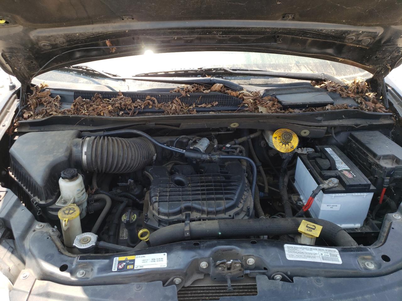 Photo 7 from auction – 2014 CHRYSLER TOWN & COU with VIN 2C4RC1BGXER327002