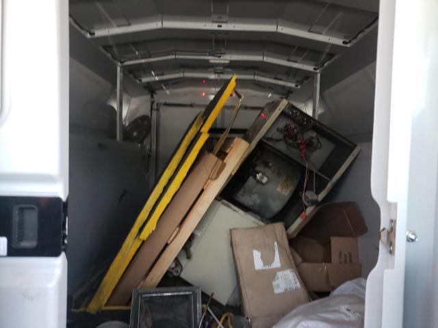 Photo 6 from auction – 2021 FORD ECONOLINE with VIN 1FDWE3FN8MDC19976