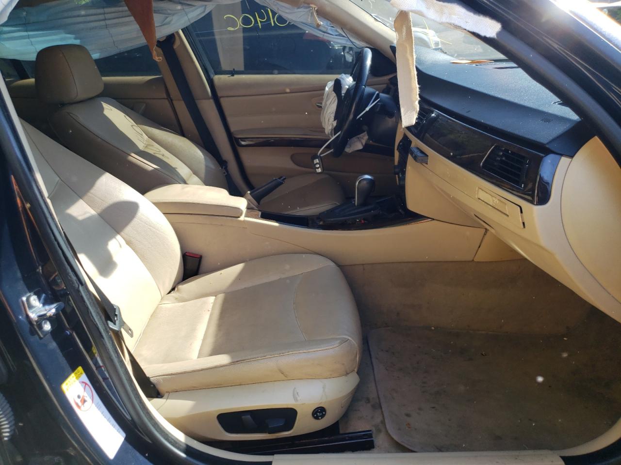 Photo 5 from auction – 2006 BMW 325 XI with VIN WBAVD13506KV11709