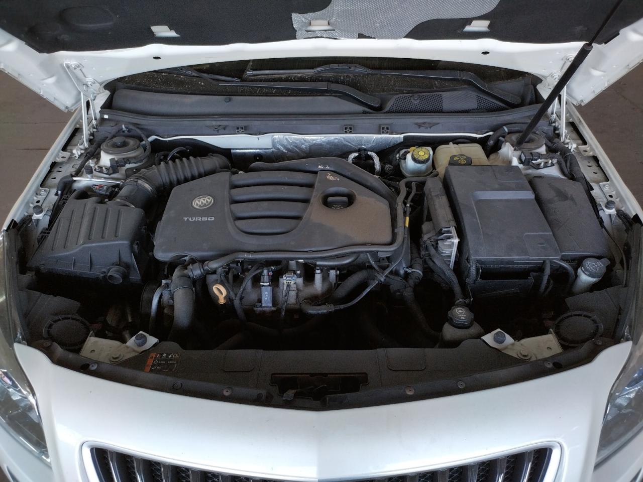 Photo 7 from auction – 2012 BUICK REGAL GS with VIN 2G4GV5GV6C9170125