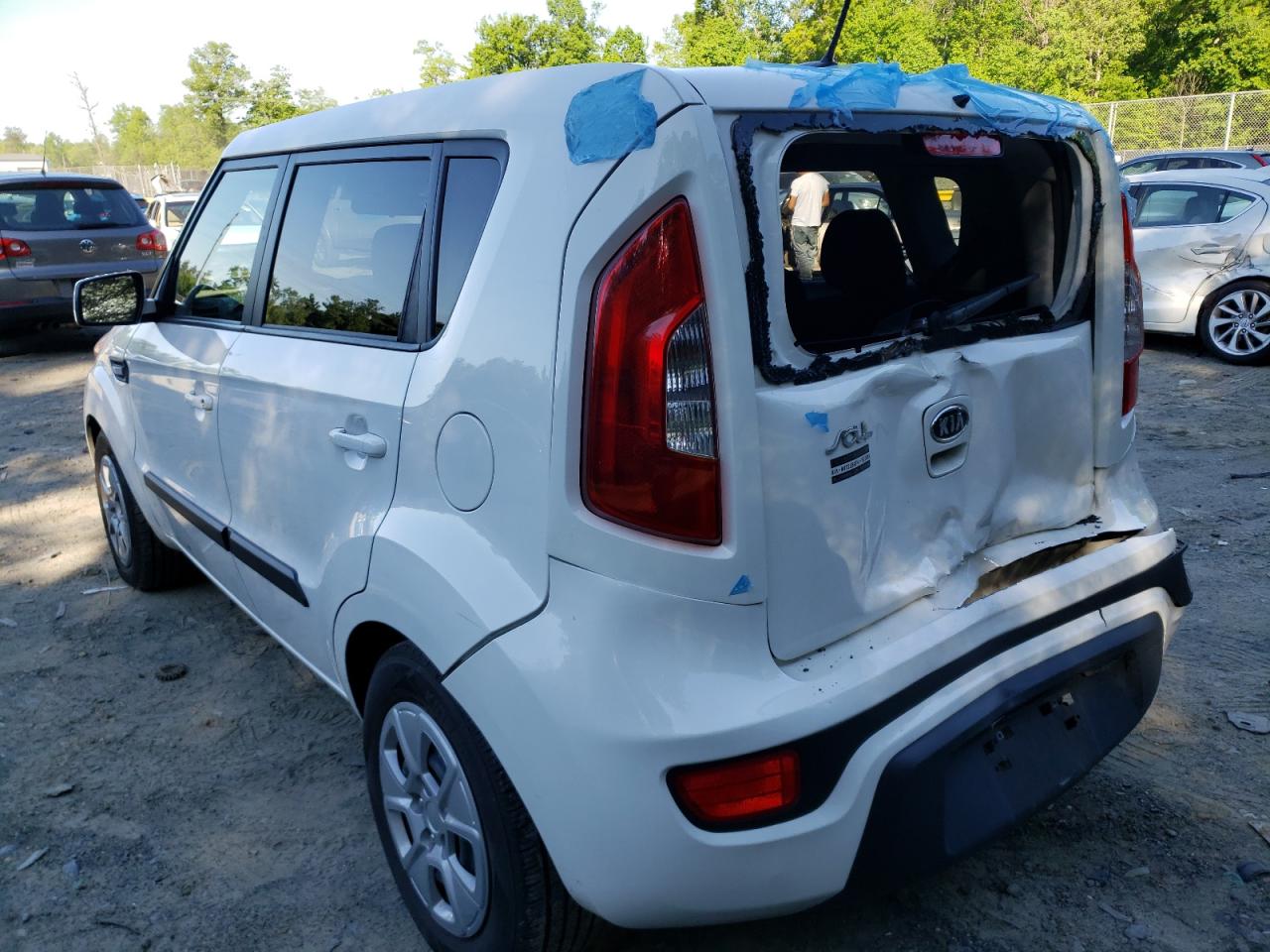 Photo 3 from auction – 2012 KIA SOUL with VIN KNDJT2A50C7397464