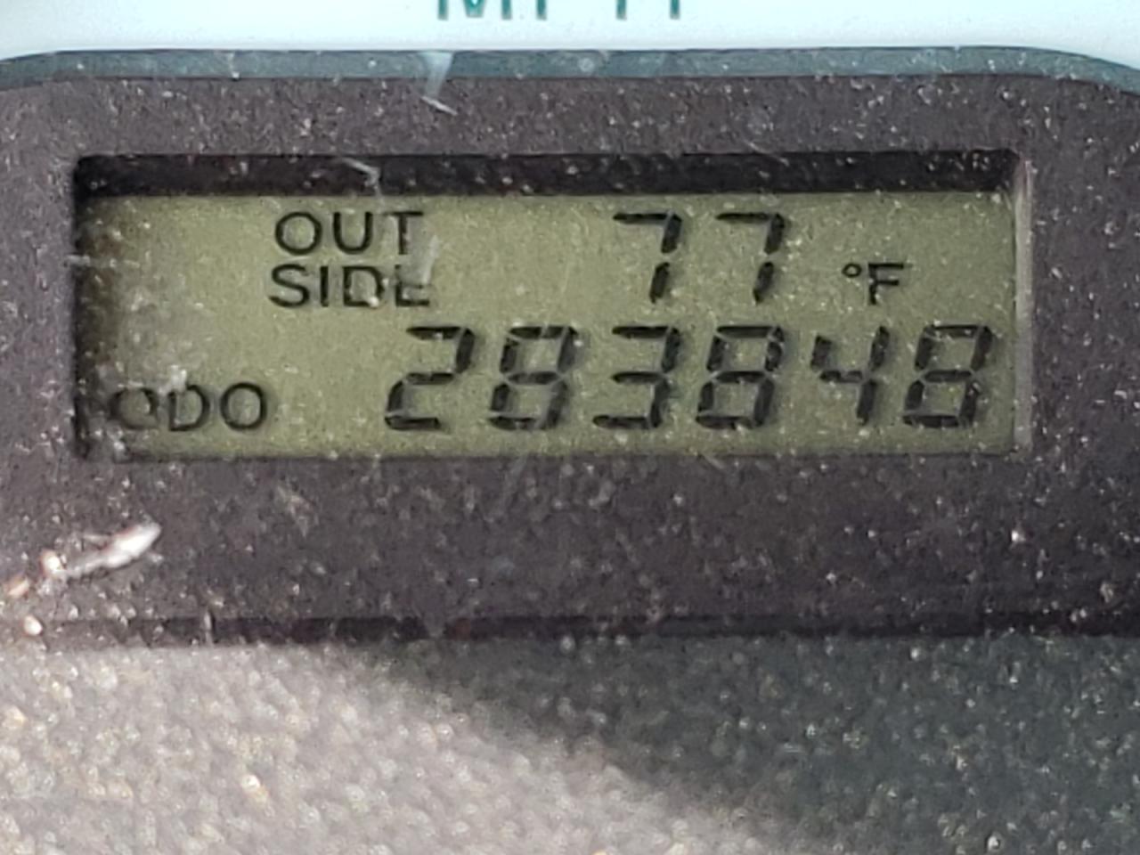 Photo 8 from auction – 2003 TOYOTA COROLLA CE with VIN JTDBR32E232013138