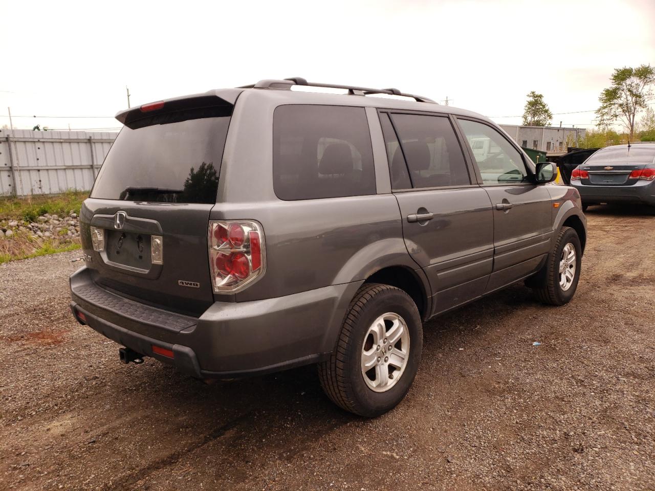Photo 4 from auction – 2008 HONDA PILOT LX with VIN 5FNYF18138B503586