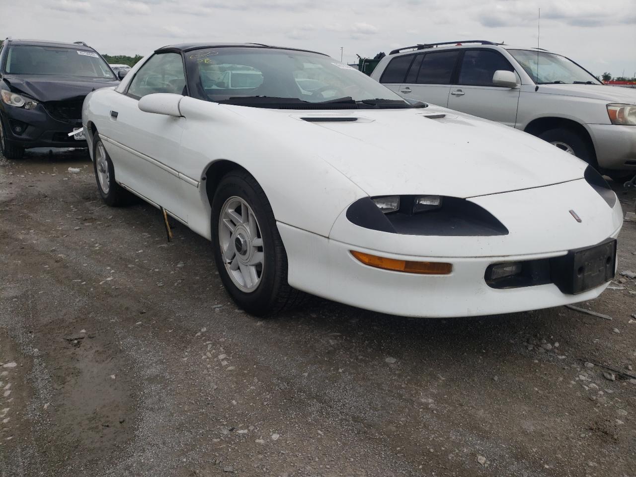 CHEVROLET CAMARO 1995 with VIN 2G1FP22S6S2187397 - Photo from auction