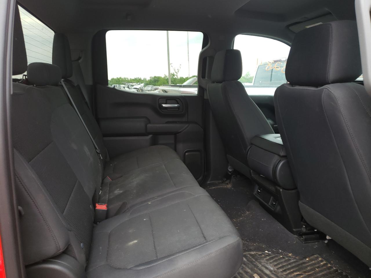 Photo 6 from auction – 2019 CHEVROLET SILVERADO with VIN 3GCPYBEH0KG108490