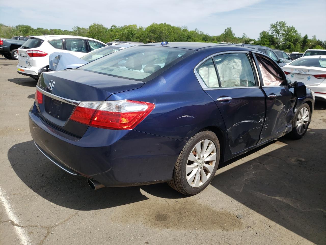 Photo 4 from auction – 2013 HONDA ACCORD EXL with VIN 1HGCR2F80DA158349