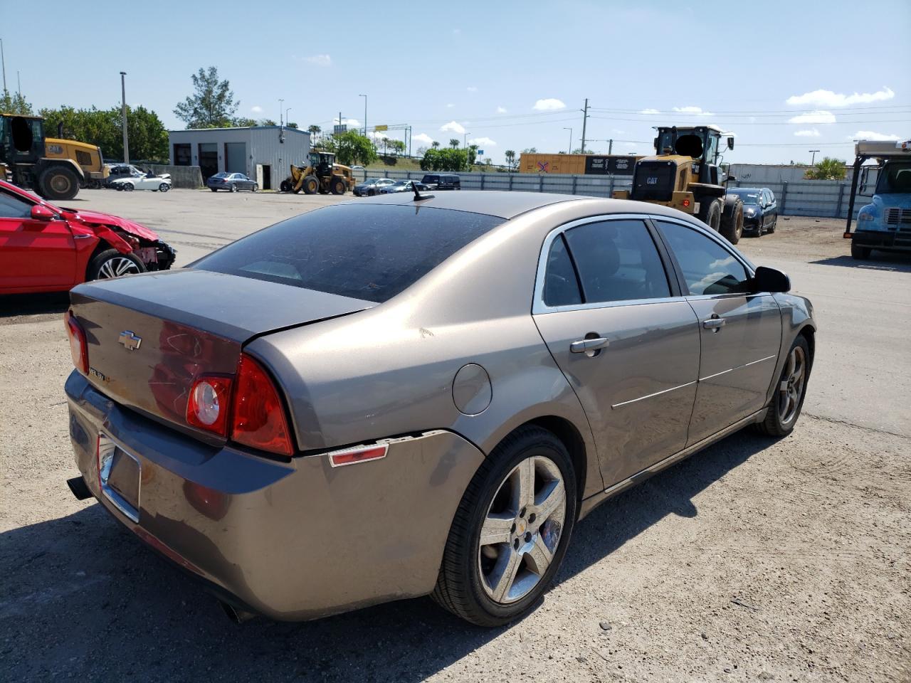 Photo 4 from auction – 2011 CHEVROLET MALIBU 2LT with VIN 1G1ZD5E7XBF128785