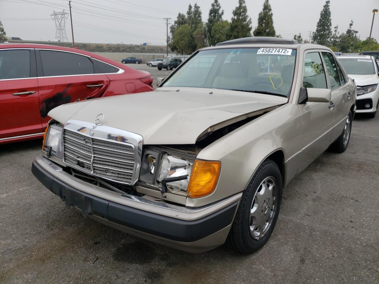 Photo 2 from auction – 1993 MERCEDES-BENZ 400 E with VIN WDBEA34E2PB927511