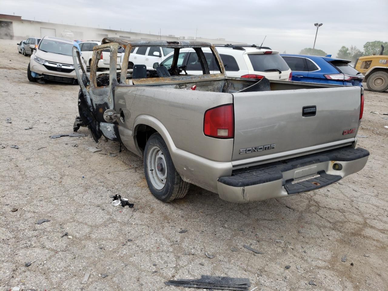 Photo 3 from auction – 2002 GMC SONOMA with VIN 1GTCS195X28180698