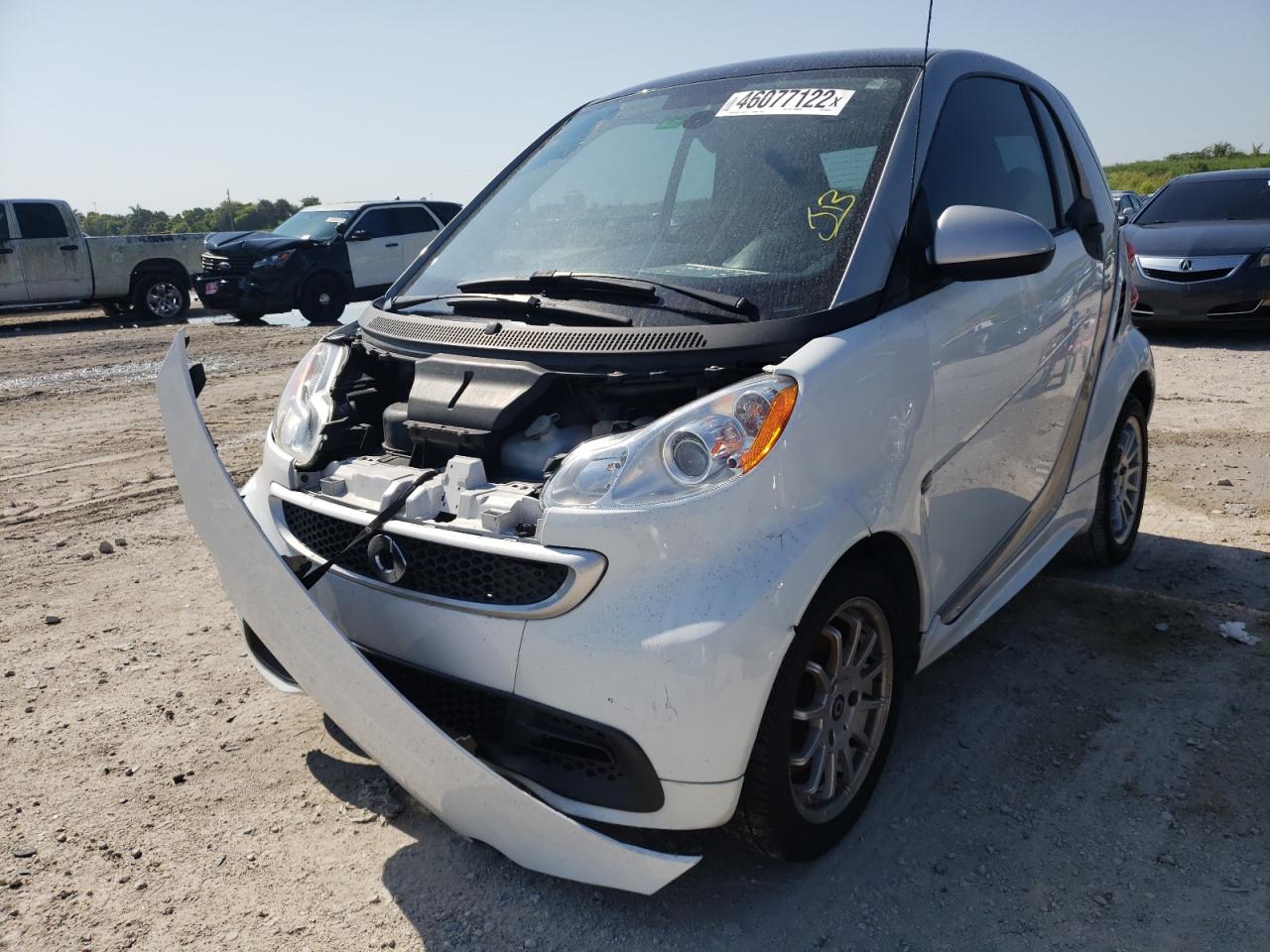 Photo 2 from auction – 2013 SMART FORTWO PUR with VIN WMEEJ3BA6DK596074