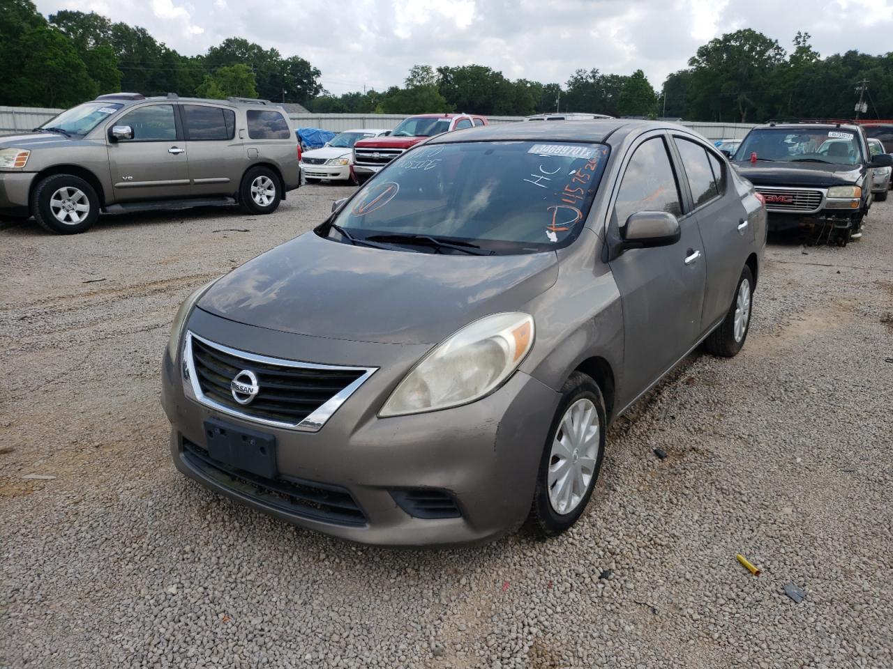 Photo 2 from auction – 2012 NISSAN VERSA S with VIN 3N1CN7AP0CL835710