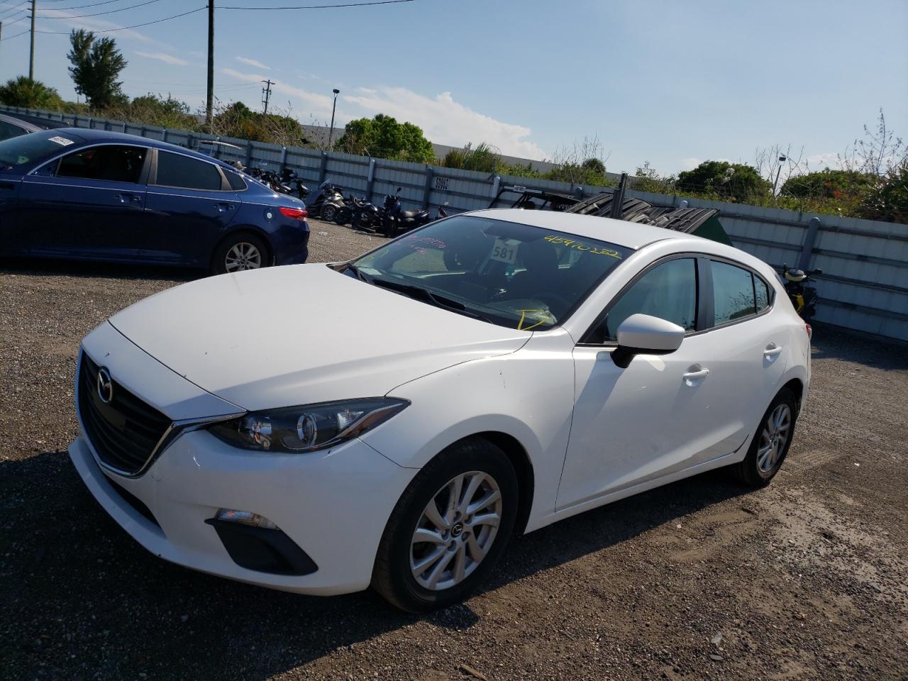 Photo 2 from auction – 2015 MAZDA 3 SPORT with VIN 3MZBM1K7XFM179728