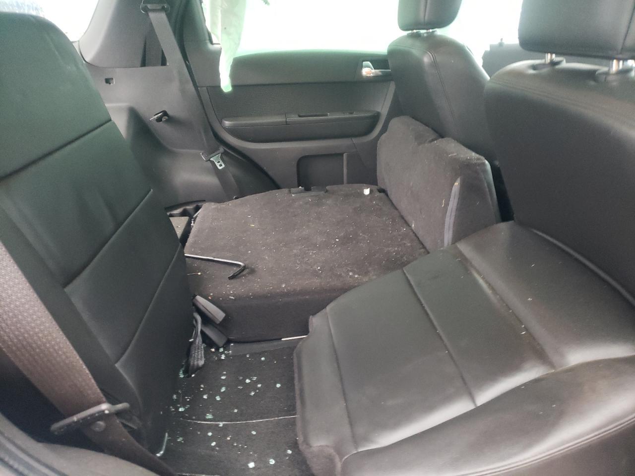 Zdjęcie 6 z aukcji – 2011 FORD ESCAPE LIM z VIN 1FMCU9EG0BKB38152