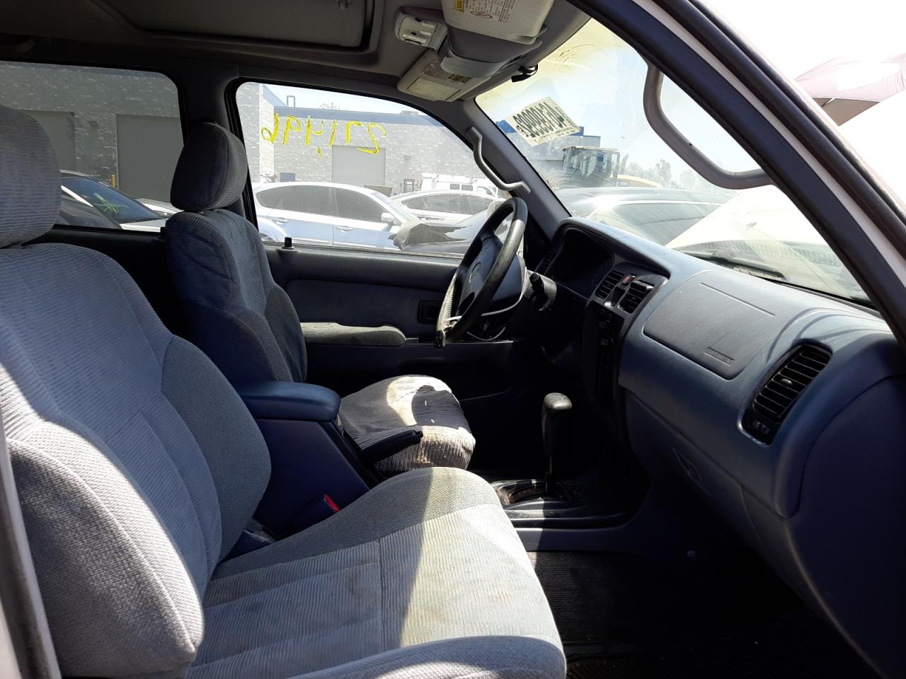 Photo 5 from auction – 1999 TOYOTA 4RUNNER with VIN JT3GN86R8X0096818