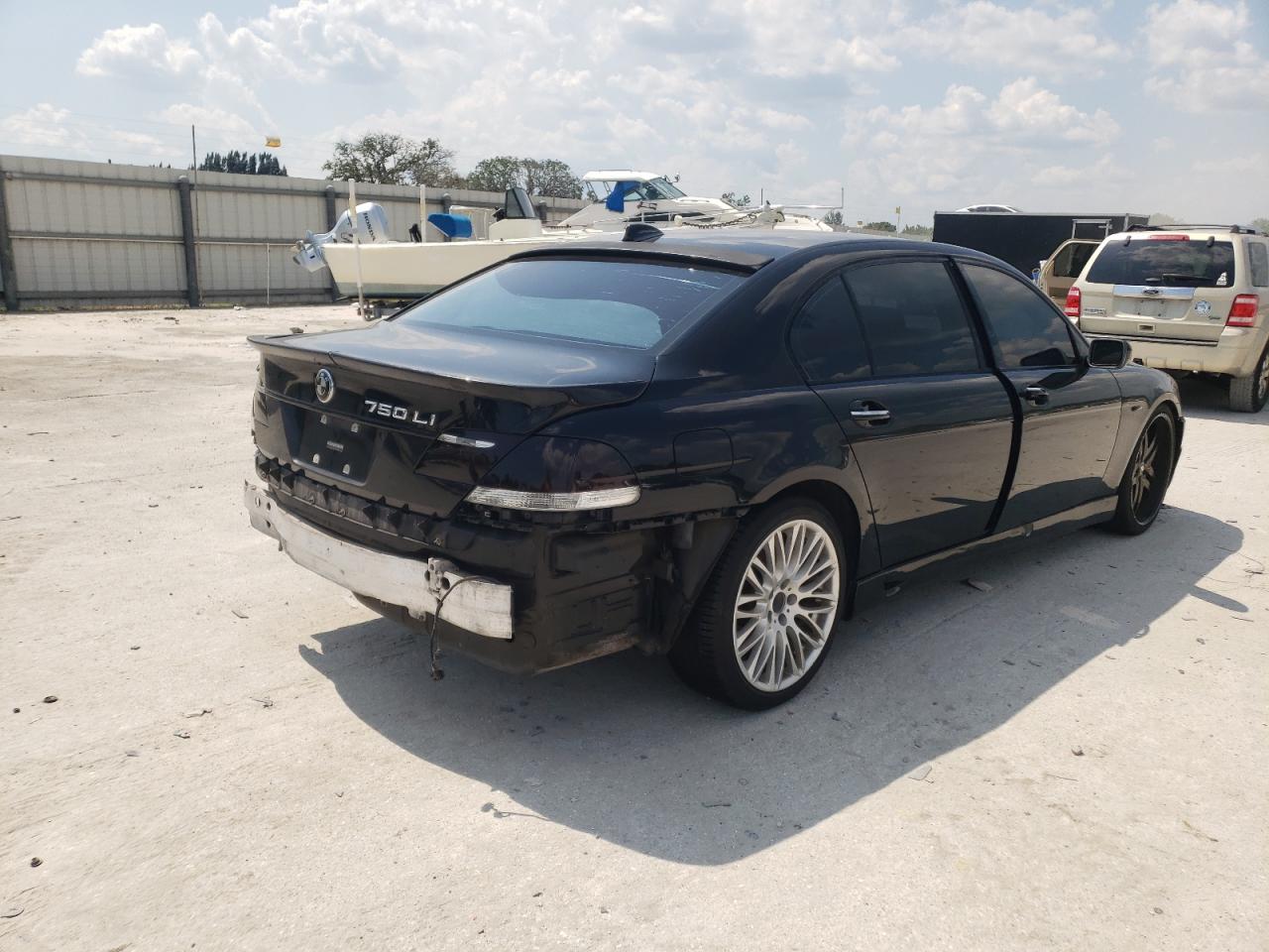 Photo 4 from auction – 2007 BMW 750 with VIN WBAHN83587DT67366