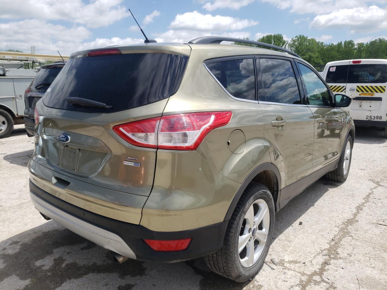 Photo 4 from auction – 2014 FORD ESCAPE SE with VIN 1FMCU9GX2EUB01237