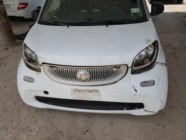 Photo 9 from auction – 2016 SMART FORTWO with VIN WMEFJ5DAXGK140418