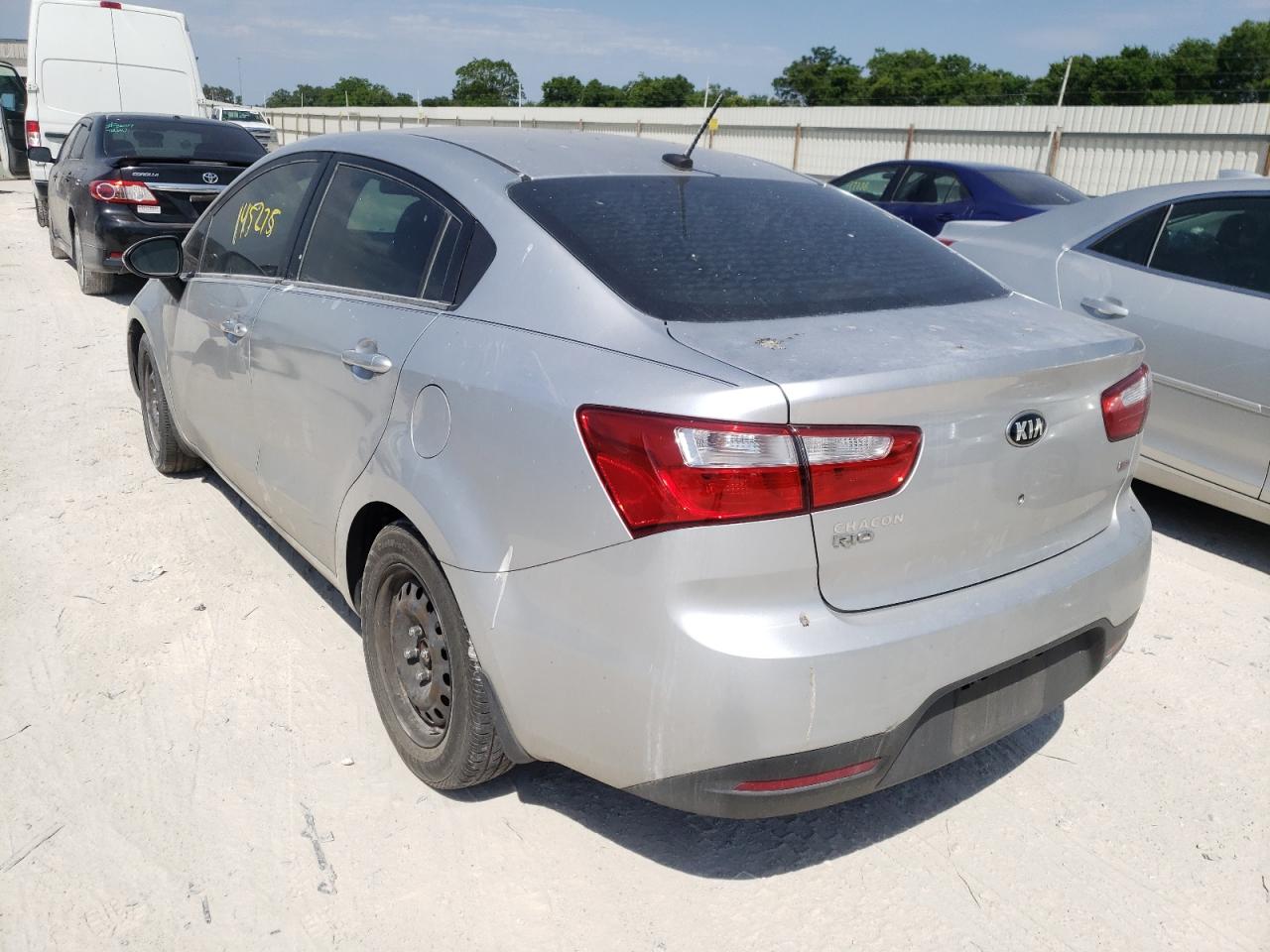 Photo 3 from auction – 2015 KIA RIO LX with VIN KNADM4A32F6525036