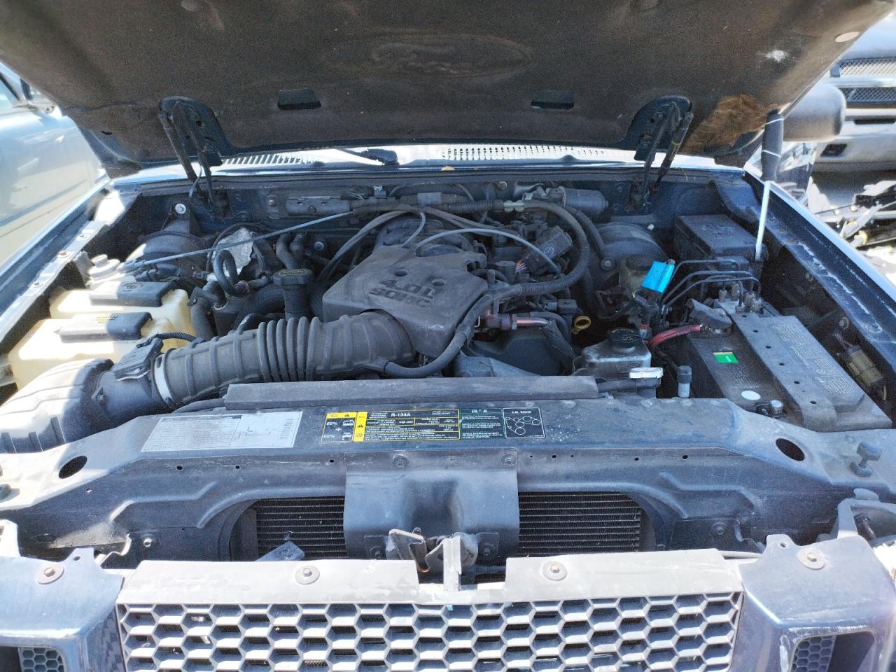 Photo 7 from auction – 2002 FORD EXPLORER S with VIN 1FMZU77E12UD23969
