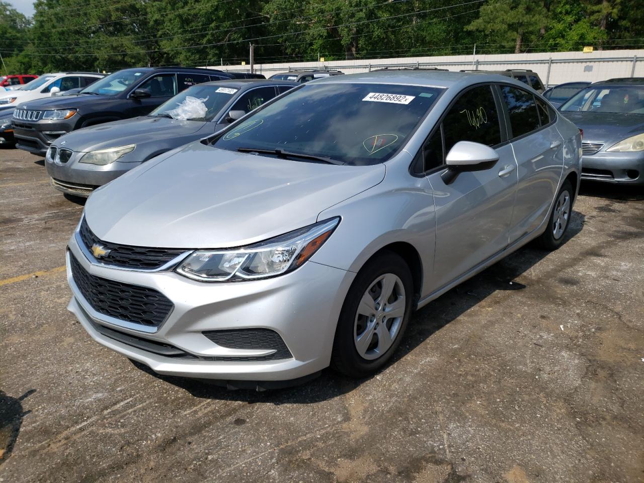 Photo 2 from auction – 2017 CHEVROLET CRUZE LS with VIN 1G1BC5SM2H7164777