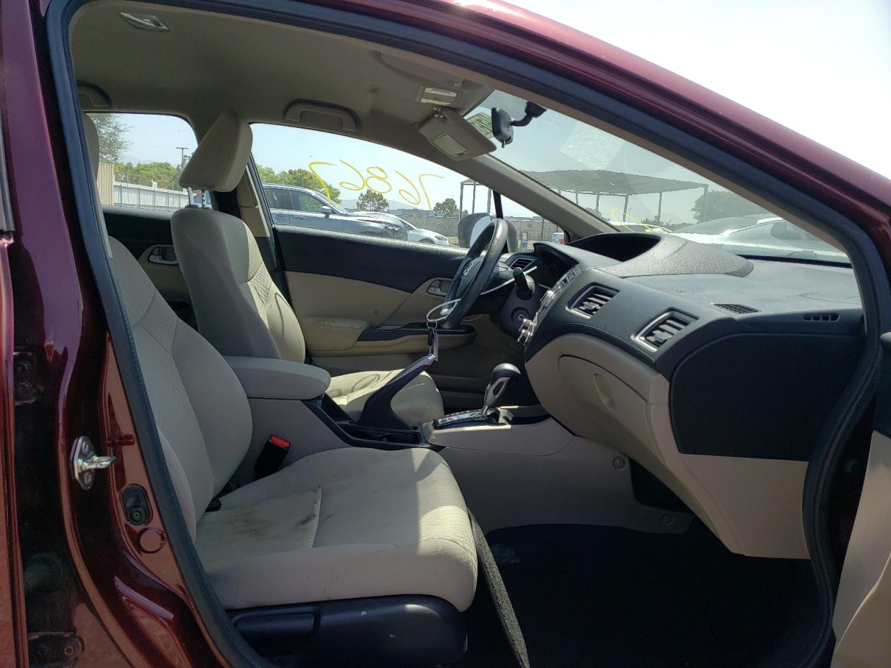 Photo 5 from auction – 2014 HONDA CIVIC LX with VIN 19XFB2F53EE220735